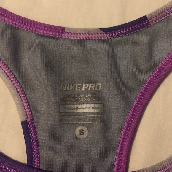 Nike Pro Sports Bra - Picture 4 of 5